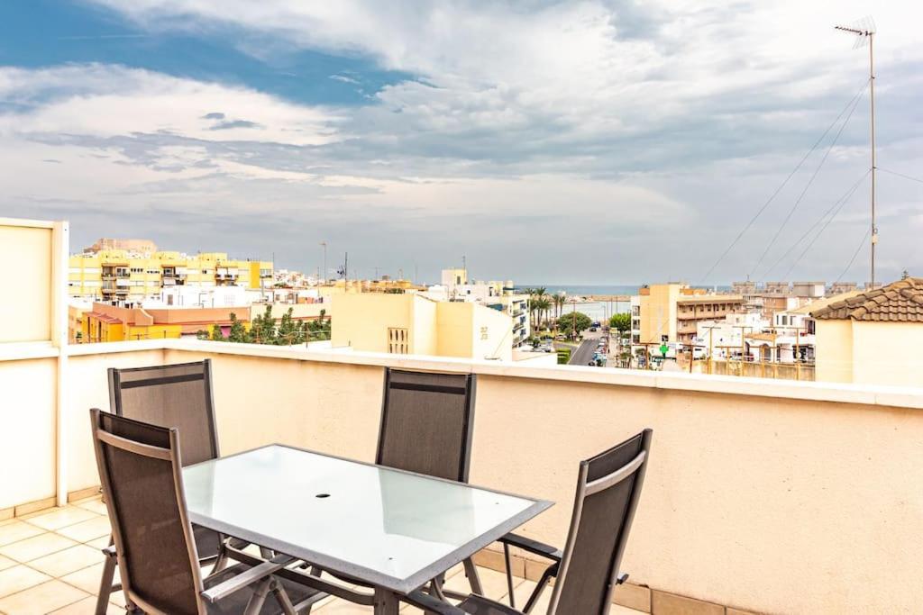Апартаменты Atico Con Terraza Y Piscina Пеньискола Экстерьер фото